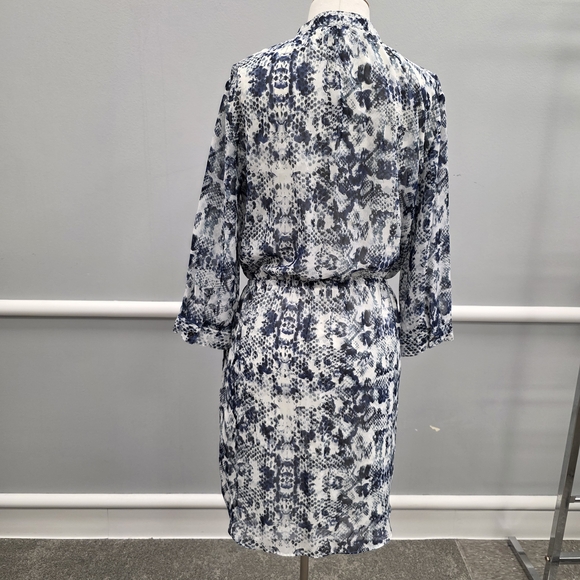 Vince Camuto Blue and White Midi Dress - Picture 6 of 9